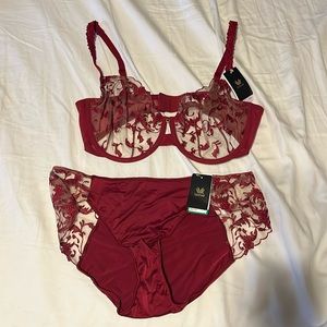Wacoal lingerie set